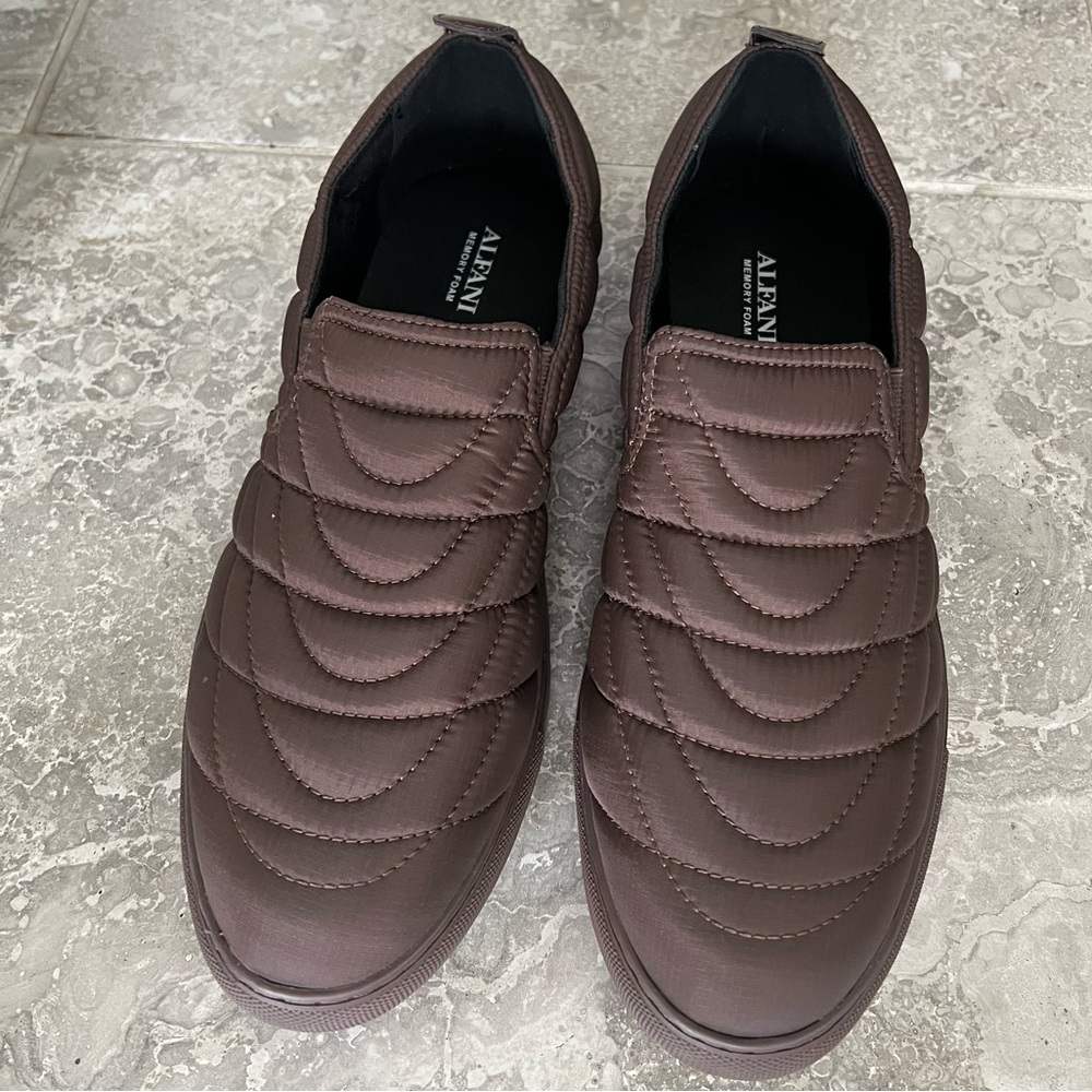 Alfani Copper Chocolate Quilted Slip-On Sneakers Size 11.5M, New in Box - Picture 5 of 11